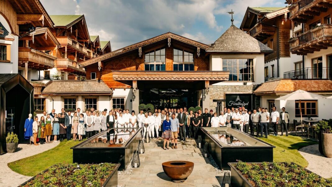 Ormancılıktan, Lüks Bir Otele Uzanan Yolculuk: Bir Otelden Çok Daha Fazlası “Naturhotel Forsthofgut”